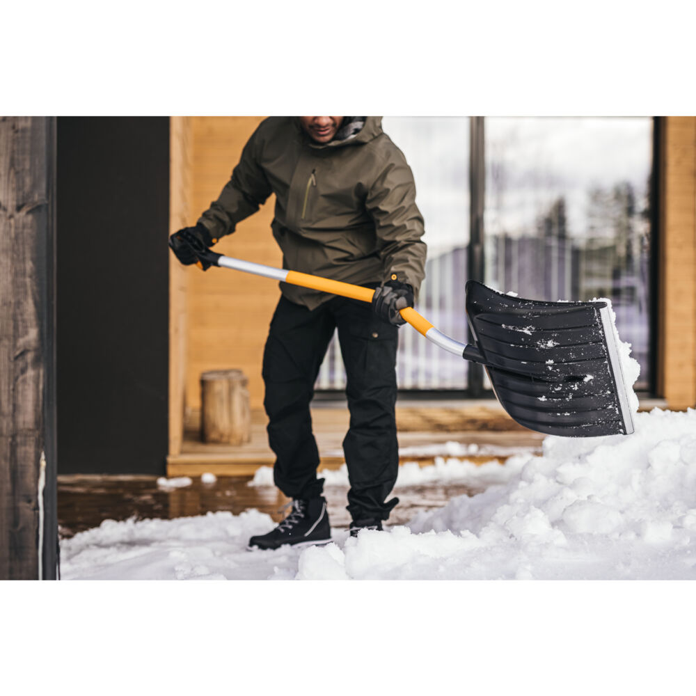 Fiskars snømåke ergo X-series