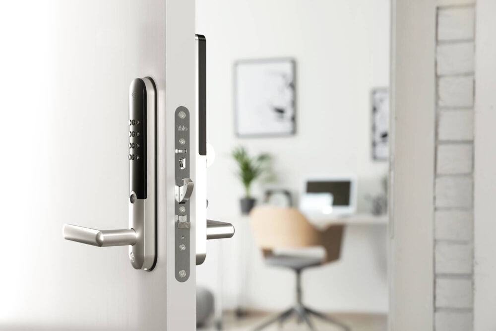 Yale Doorman L3 retrofit