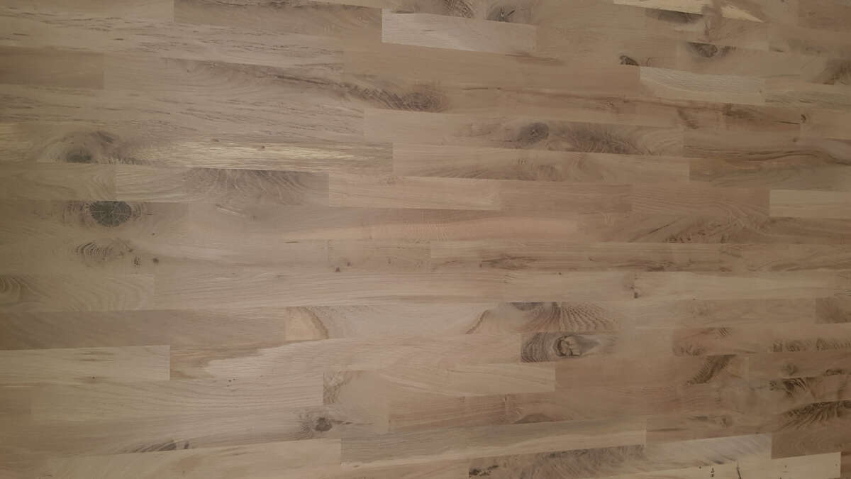 Level Heltre 27mm x 2000mm x 635mm benkeplate