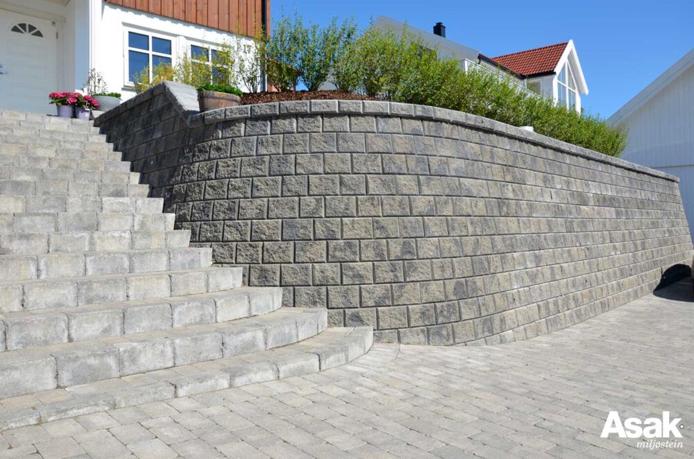 Asak Mini Exclusive støttemur
