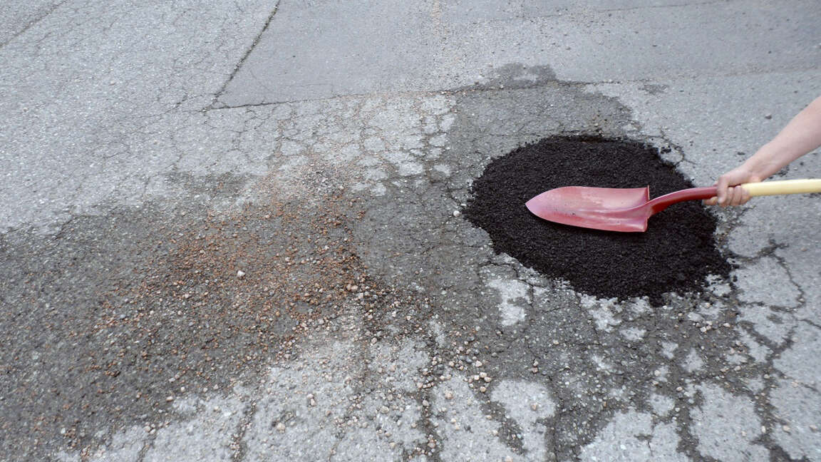 Reparasjonsasfalt i 25 kg. sekk