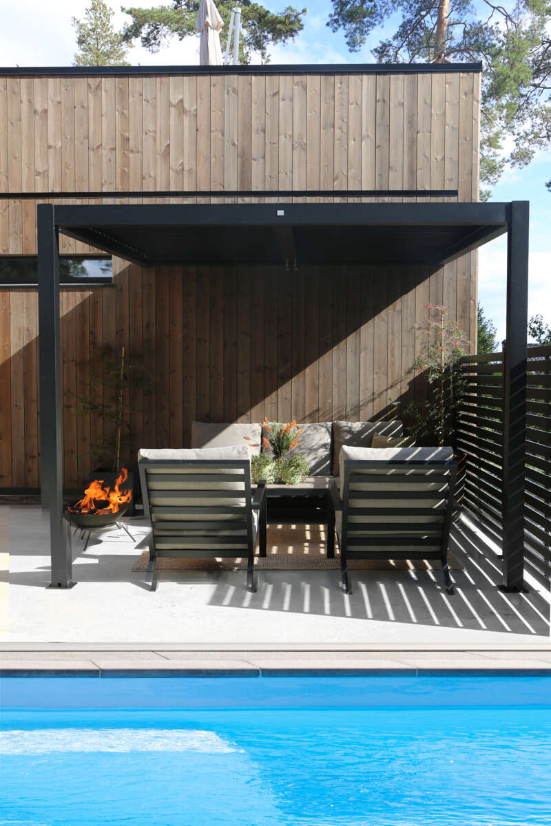 Krifon Stavern veggfestet pergola