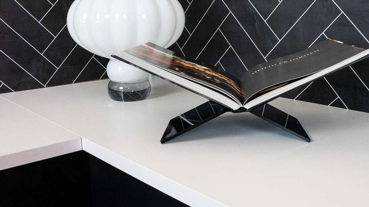 Level klassisk hvit 28mm x 3020mm x 635mm benkeplate