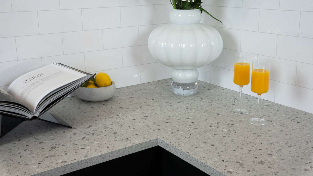 Level terazzo 28mm x 3020mm x 635mm benkeplate