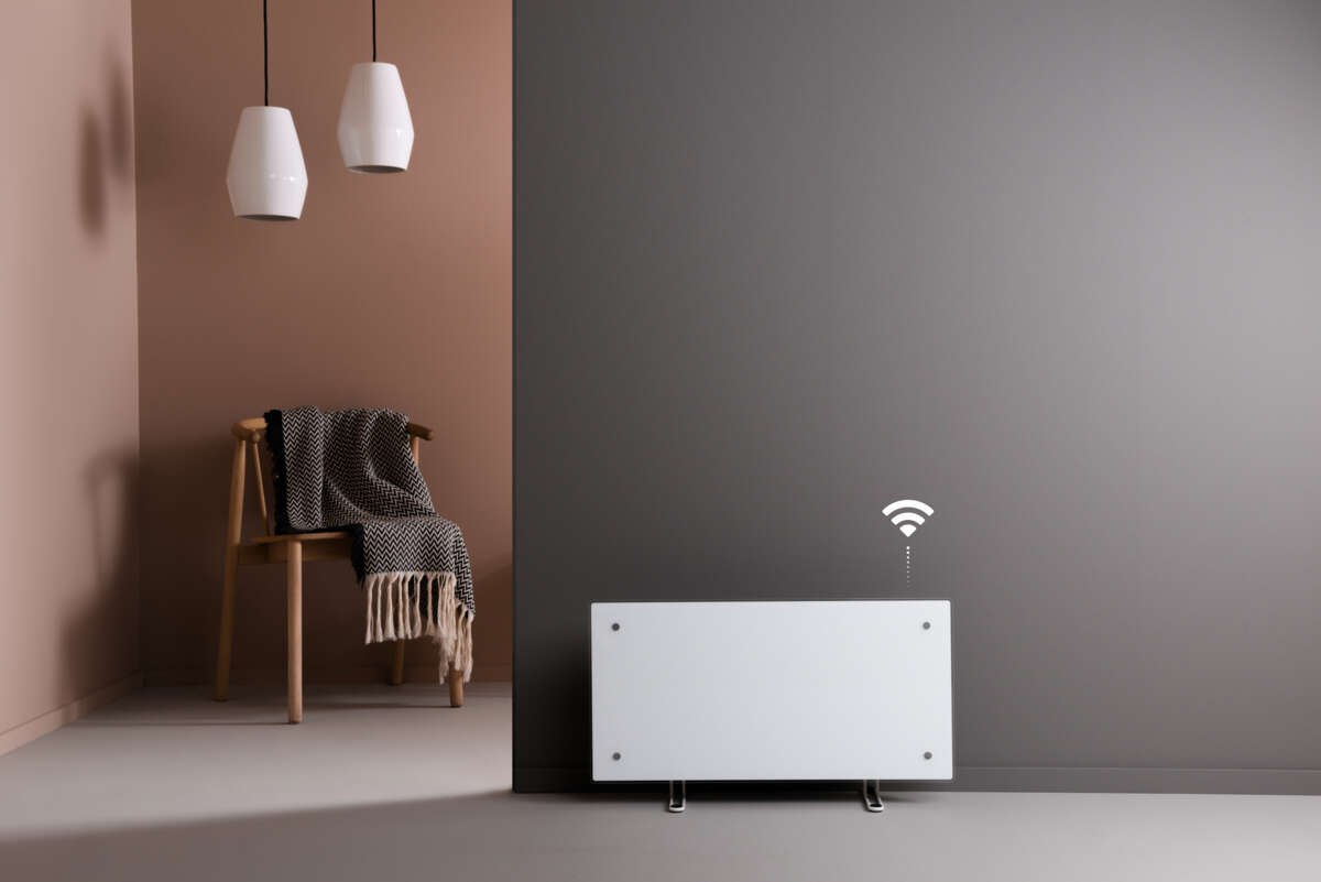 Adax Clea WiFi glass panellist panelovn