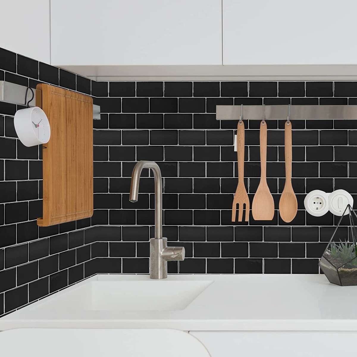 Selvklebende flis, svart Subway 10 pk.