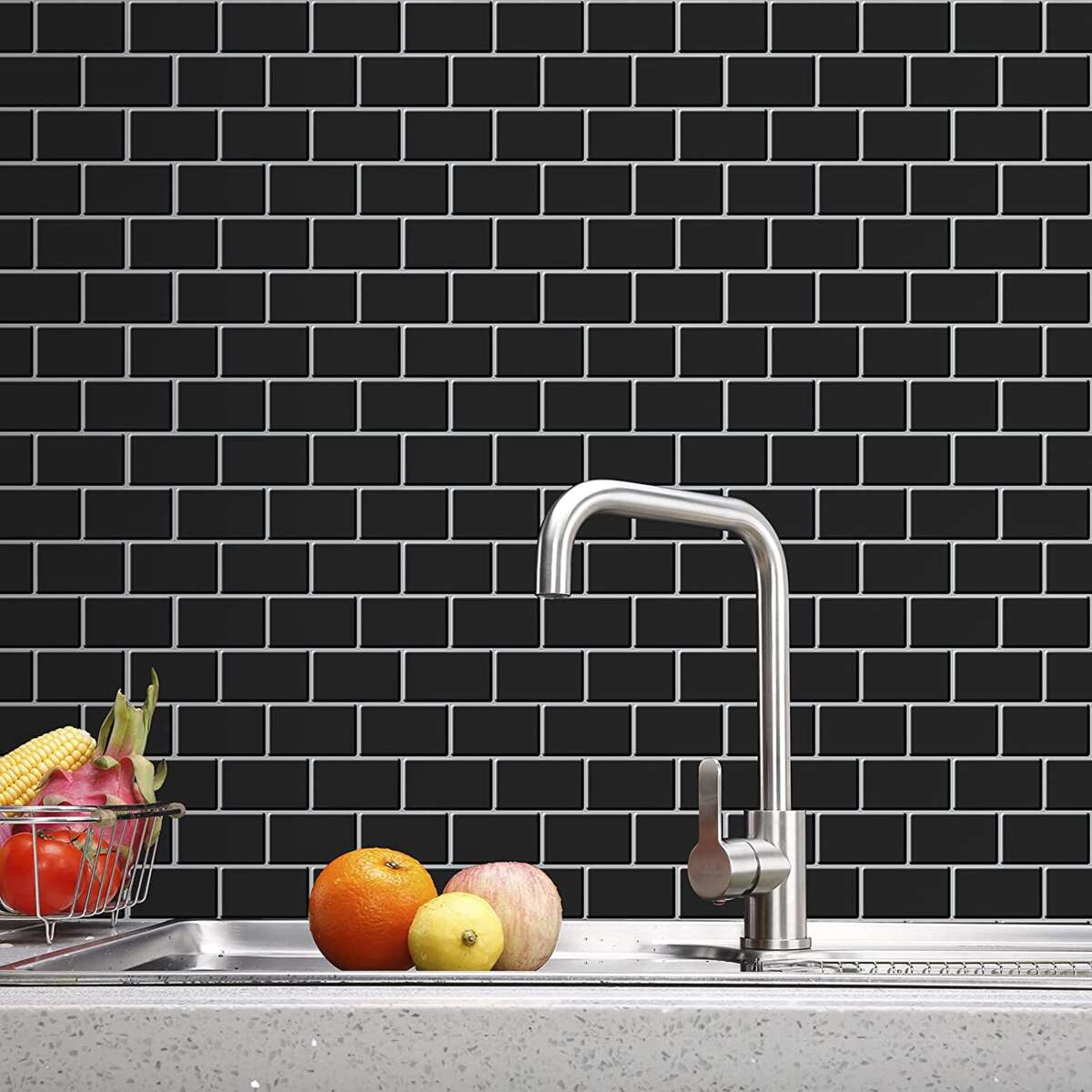 Selvklebende flis, svart Subway 10 pk.