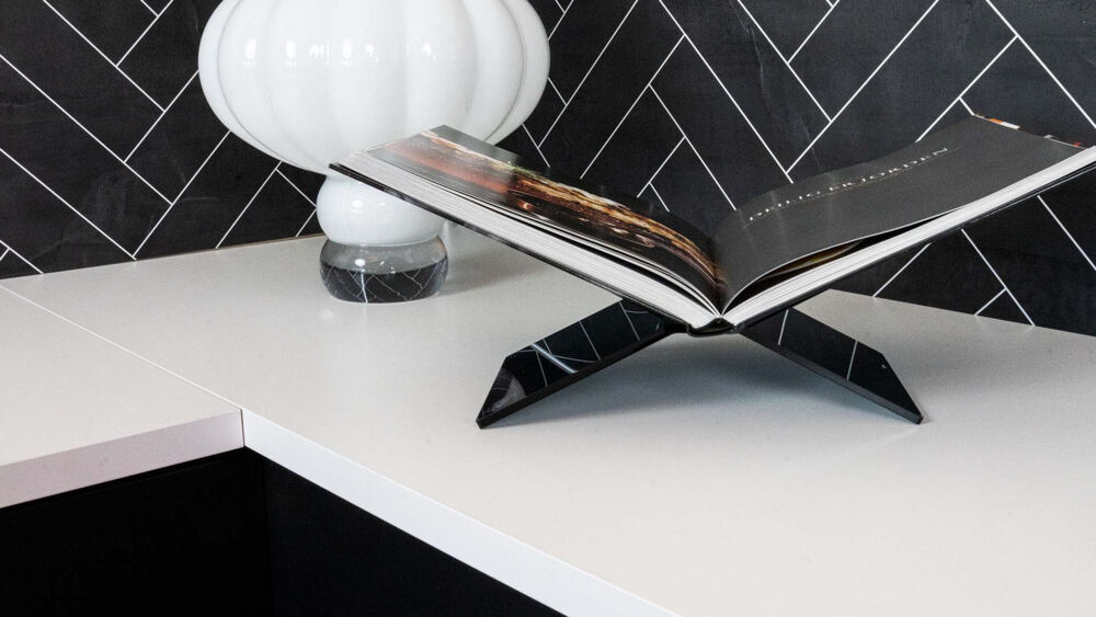 Level klassisk hvit 28X1870X635mm benkeplate