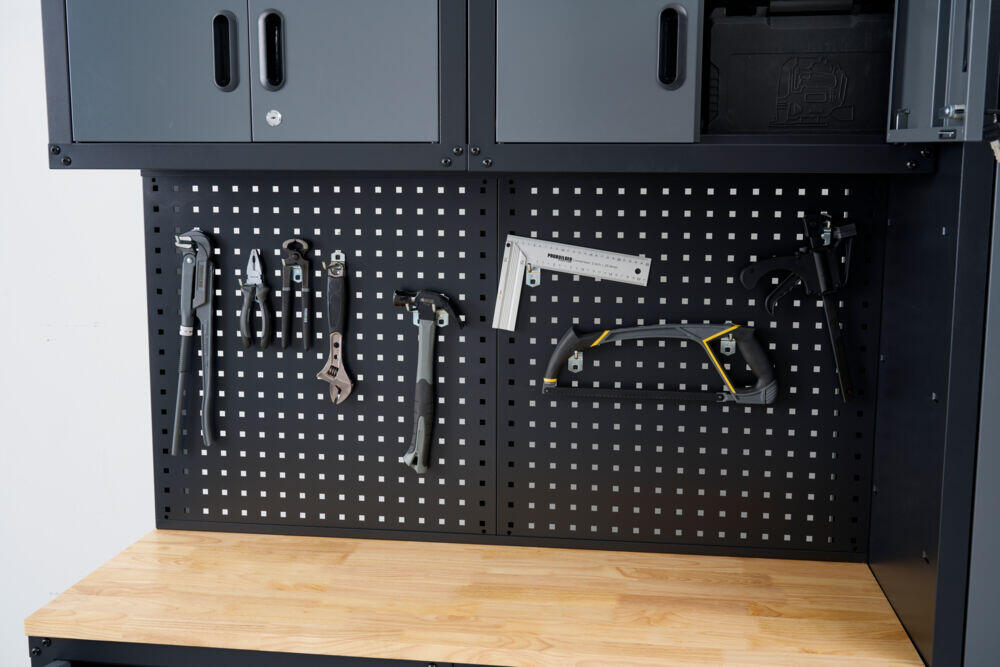 Probuilder arbeidsbenk med skap