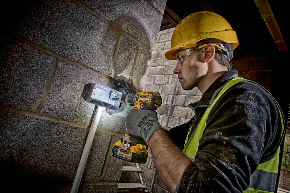DeWalt DCD796P2 slagdrill m/2 batterier