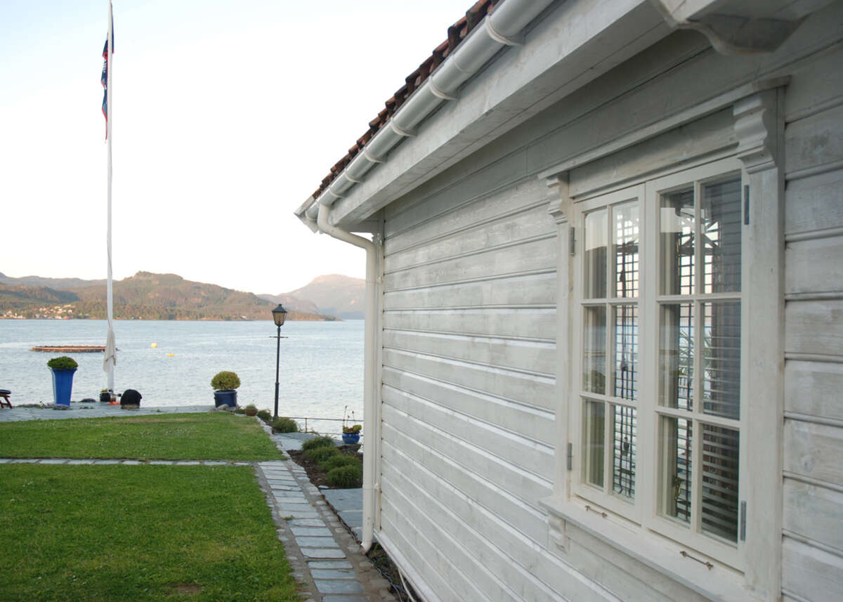 Bordtaksbeslag C-150