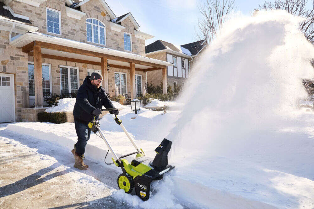 Ryobi Max Power RY36STX53A-150 snøfreser m/batteri