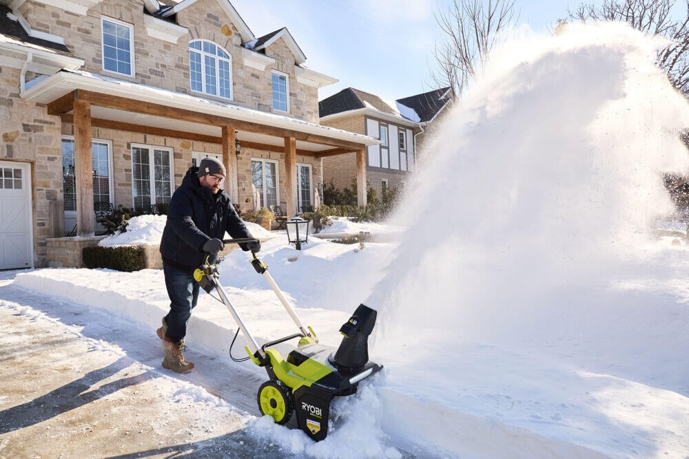 Ryobi Max Power RY36STX53A-150 snøfreser m/batteri