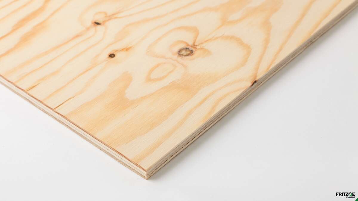 WoodWorld kryssfiner gran III/III 12x1200x600 mm