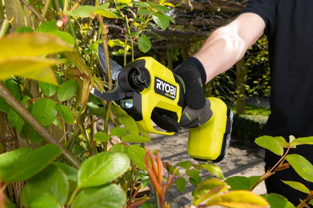 Ryobi RY18SCXA-0 grensaks u/batteri