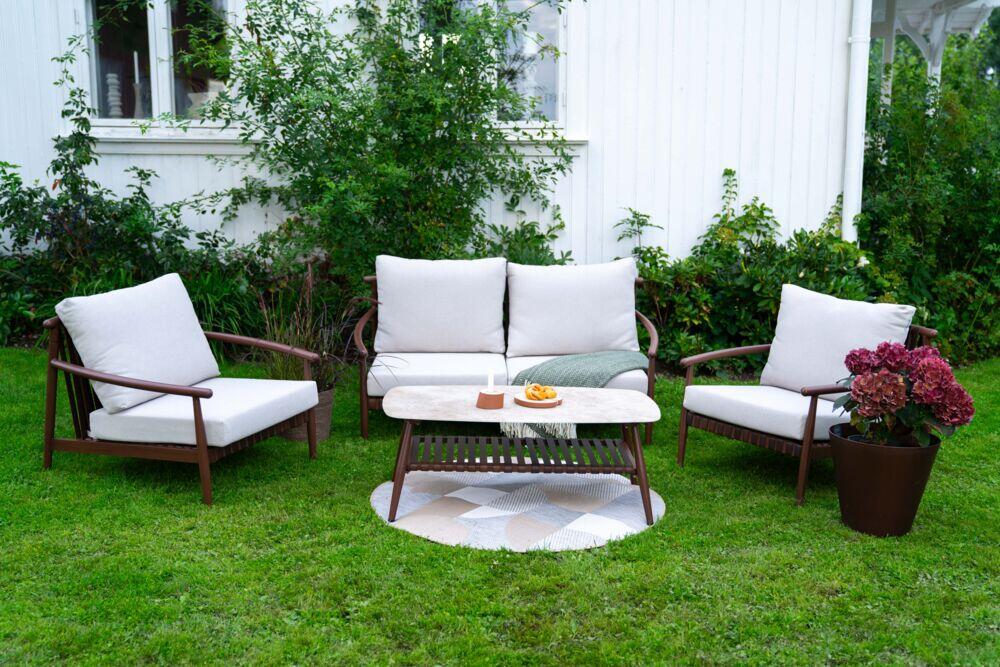 Naterial Retro sofa