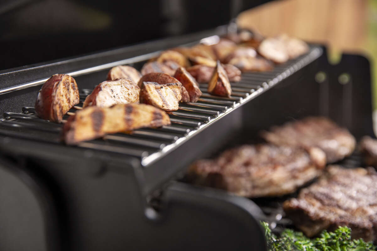Weber Genesis E-315 gassgrill