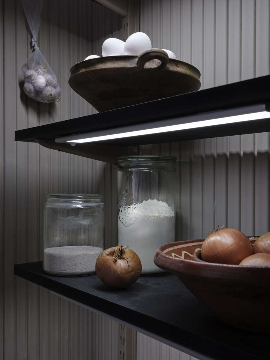 Ledvance Linear LED Flat Sensor + USB lyslist