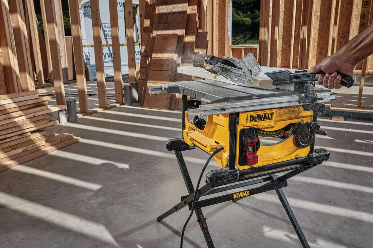 DeWalt DWE7485EXB 1850W bordsag
