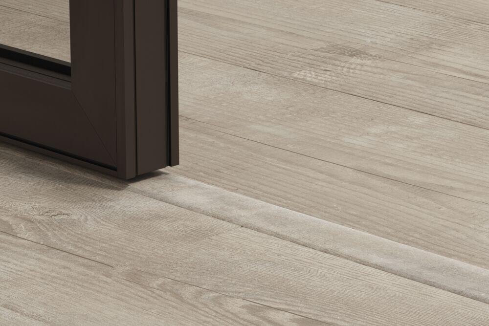 Pergo gulvlist 5-i-1 til vinylgulv