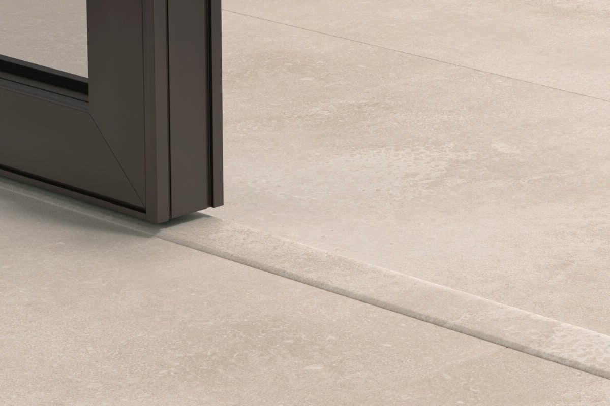 Pergo gulvlist 5-i-1 til vinylgulv