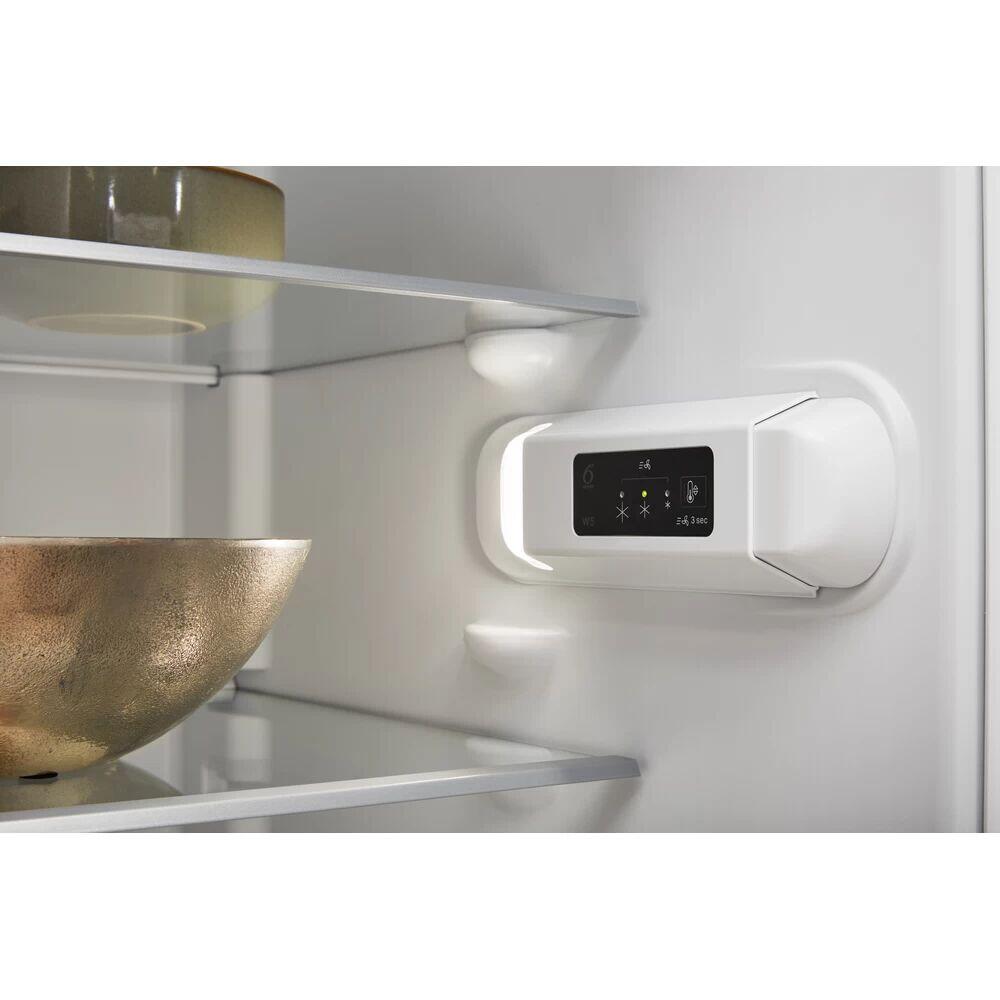 Whirlpool W5 921E W kombiskap