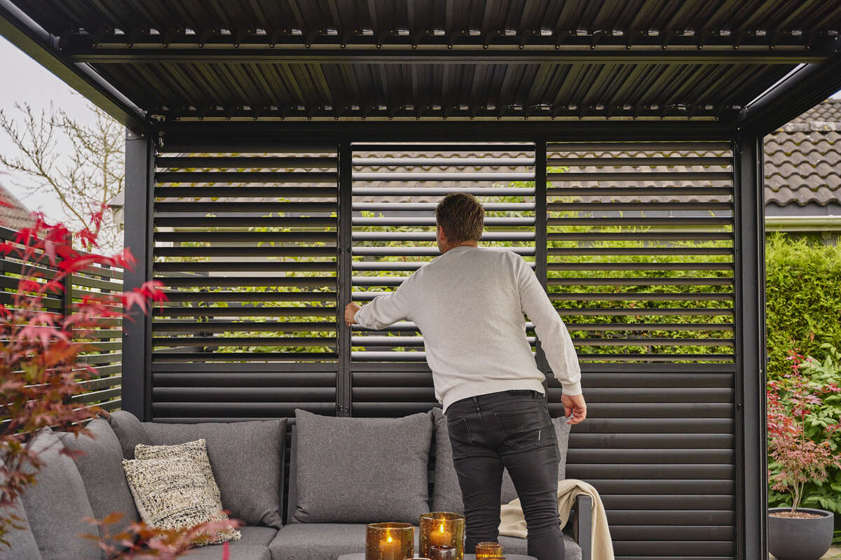 Krifon Stavern pergola lamellvegg