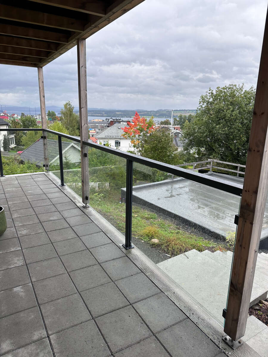 IDT Frame 8,76 mm glass til rekkverk