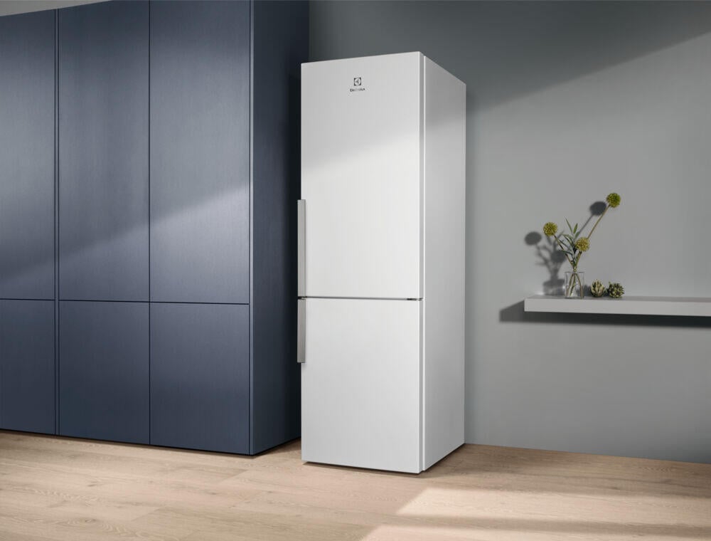 Electrolux LNB1LE34WR kombiskap