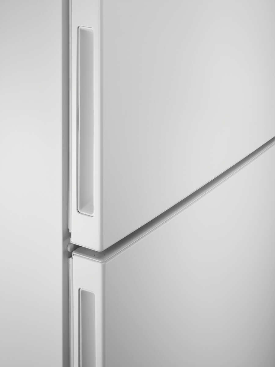 Electrolux LNT6ME36W2 kombiskap