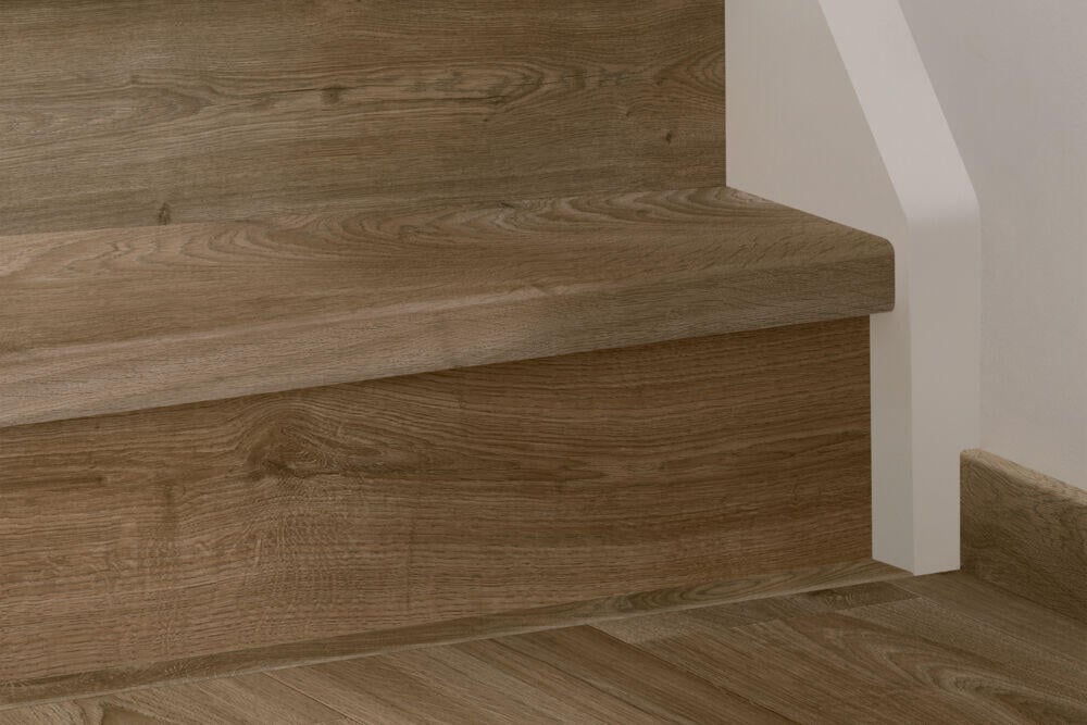 BROWNED OAK