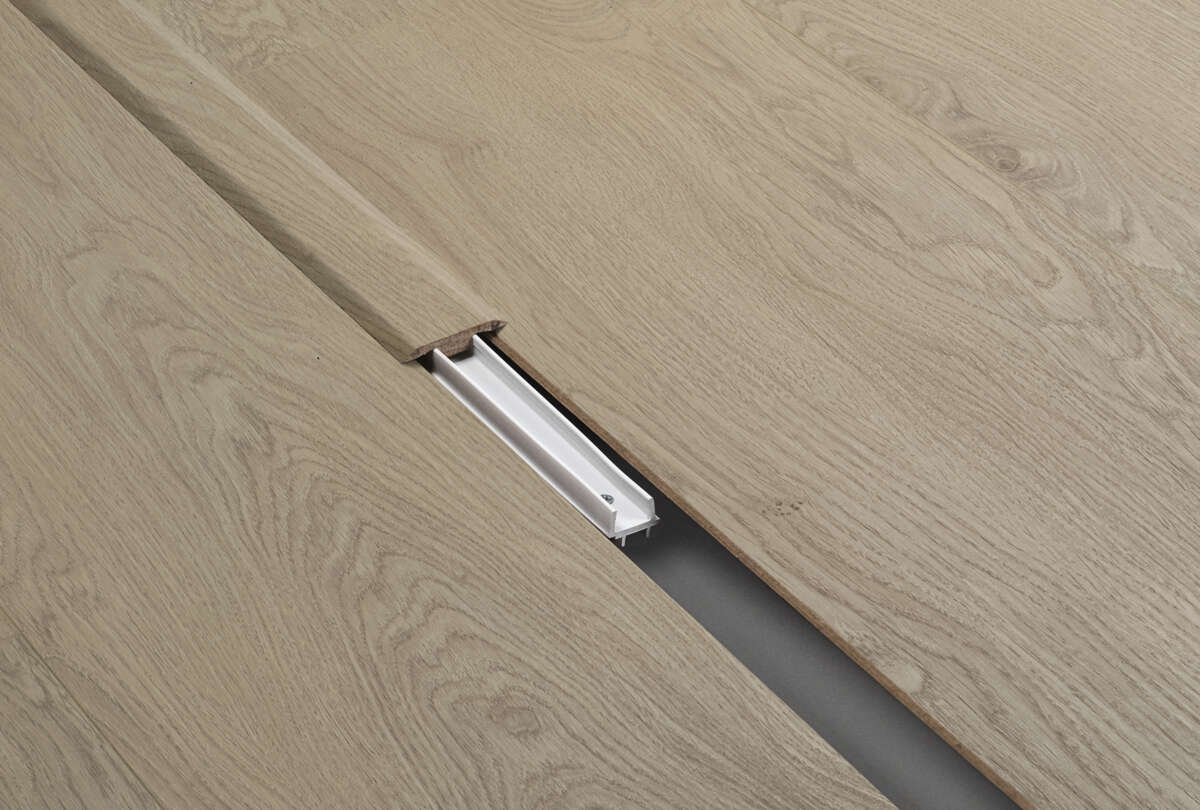 BerryAlloc T-List 8x40 Lily oak til laminat- og vinylgulv