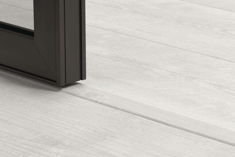 Pergo gulvlist 5-i-1 til vinylgulv