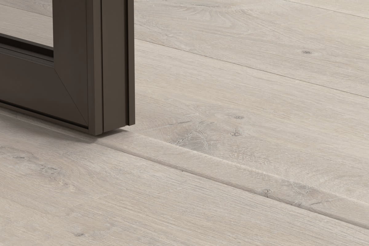 Pergo gulvlist 5-i-1 til vinylgulv