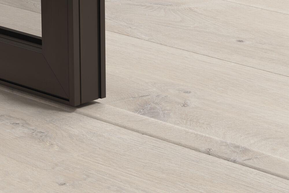 Pergo gulvlist 5-i-1 til vinylgulv