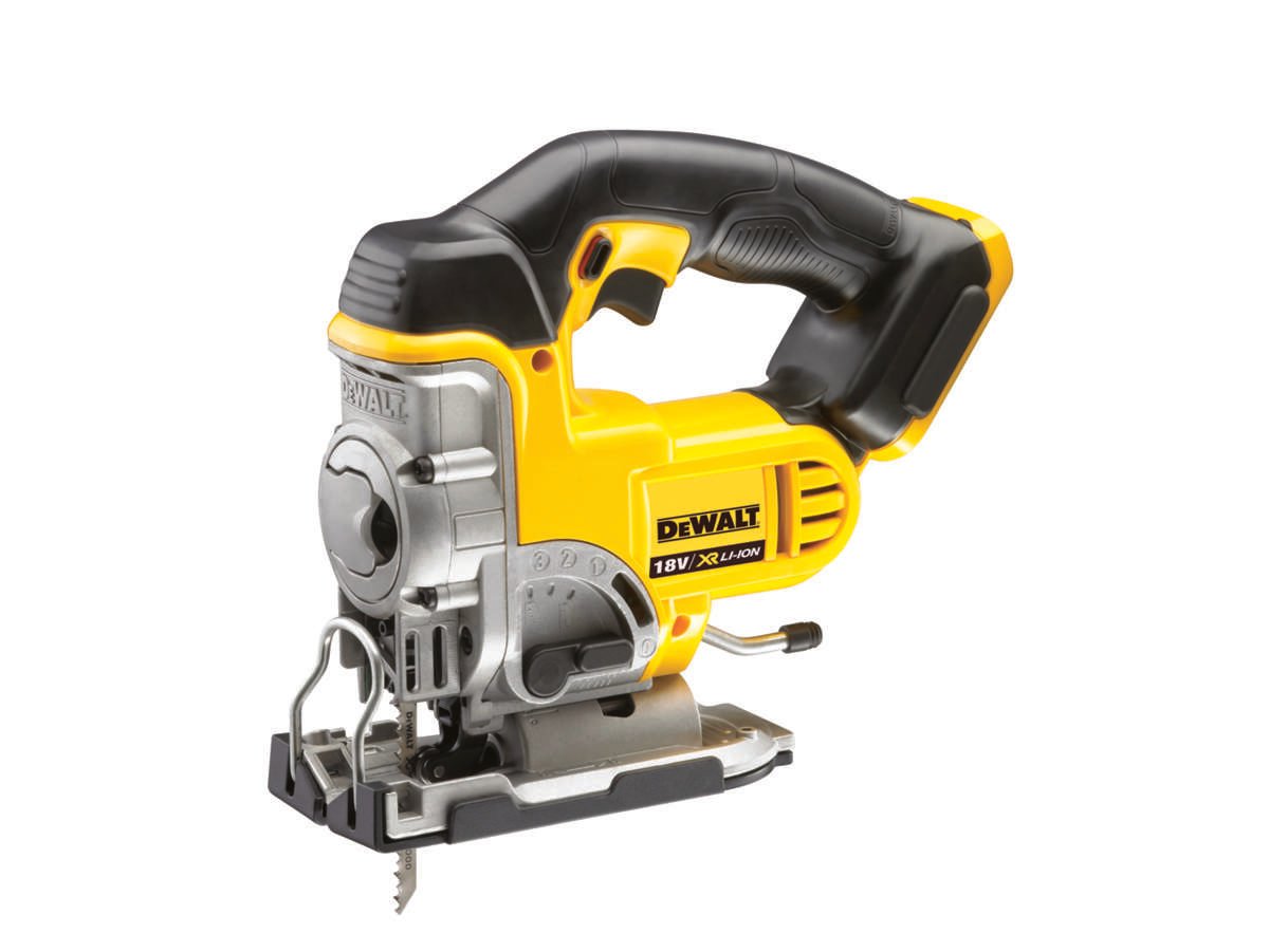 DeWalt DCS331N stikksag 18V XR uten batteri
