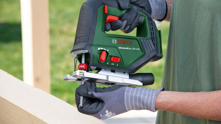 Sierra de calar AdvancedSaw 18V-140 Set BOSCH - Ferretería Campollano Sierra de calar AdvancedSaw 18V-140 Set BOSCH - Ferretería Campollano