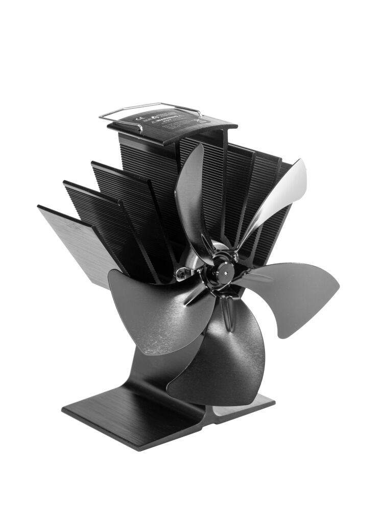 Bilde av Aduro Stove Fan varmefordeler Plasser varmefordeler direkte ovenpå peisen og få en optimal varmefordeling i hjemmet. Maks. luftstrøm 255 m³/t.