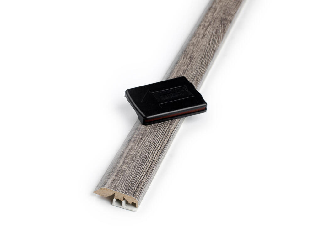 RECLAIMED GREY OAK