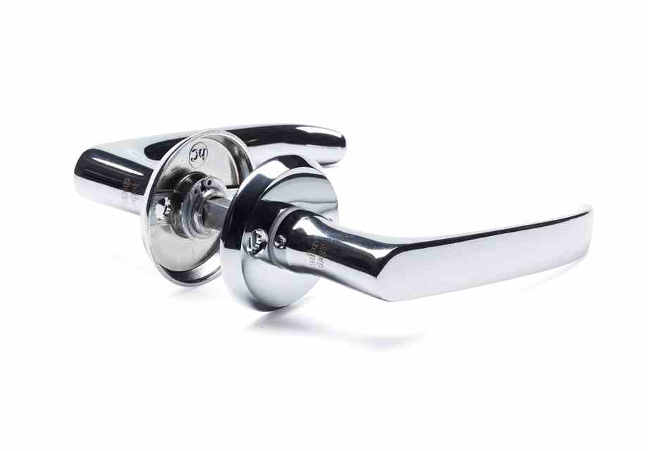 Habo A1871 innvendig dørvrider, matt messing Innvendig dørhåndtak av sink/zamak med støpte skilt. Tilpasset dørtykkelse 38-42 mm.