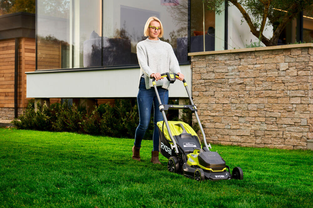 Produkt miniatyrebild Ryobi RY18LMX40A-240 gressklipper