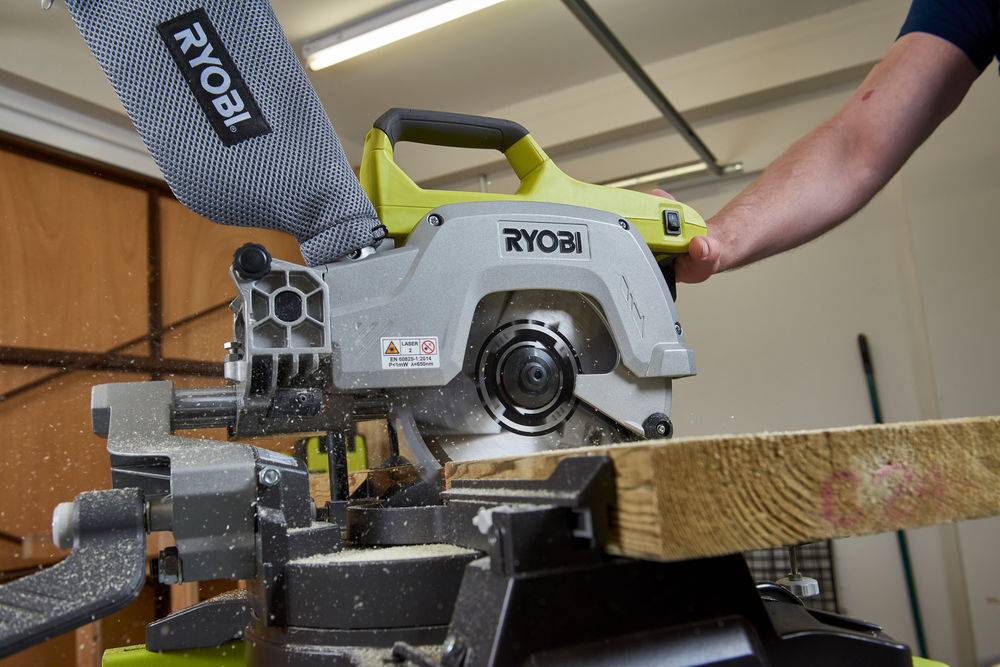 Produkt miniatyrebild Ryobi R18MS216-120G Kapp-/Gjærsag m/batteri