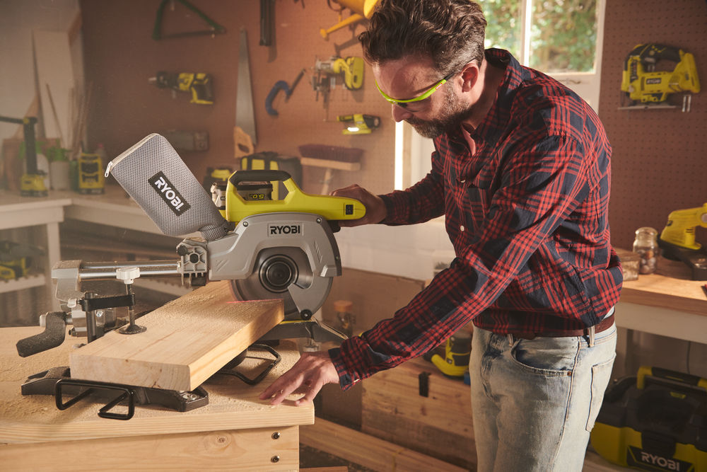 Produkt miniatyrebild Ryobi R18MS216-120G Kapp-/Gjærsag m/batteri