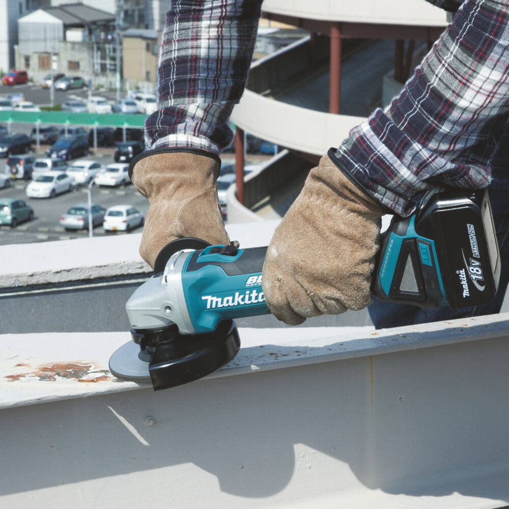 Produkt miniatyrebild Makita Vinkelsliper DGA504Z 125MM