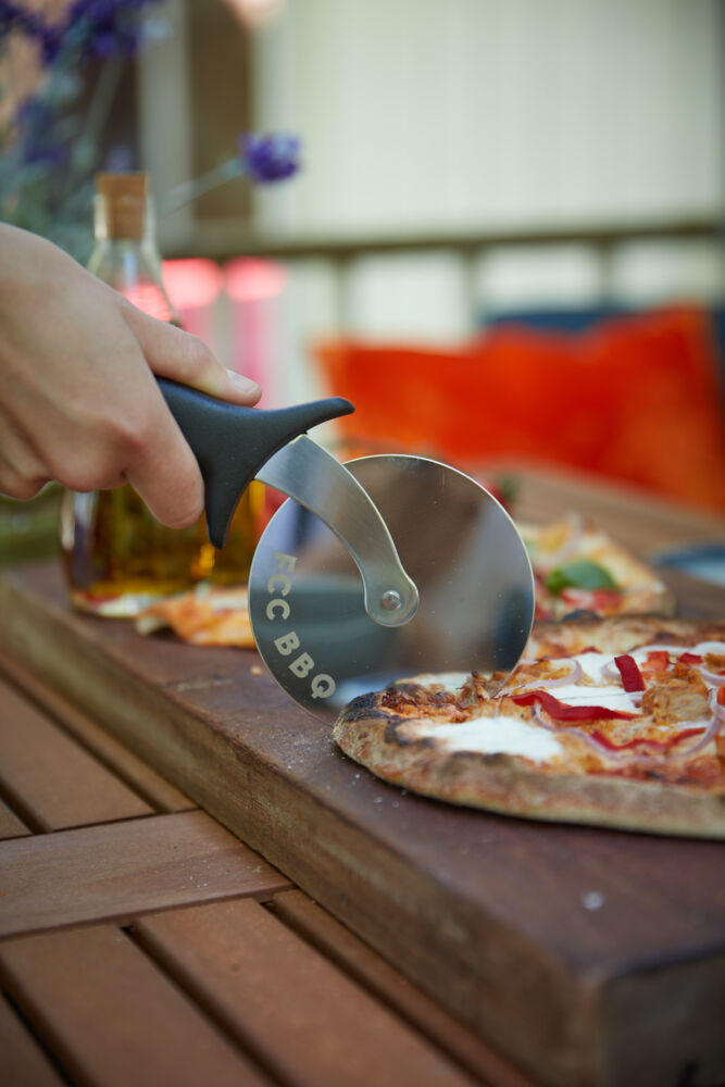 Produkt miniatyrebild FCC BBQ Pizza Chef Black Limited Edition pizzaovn