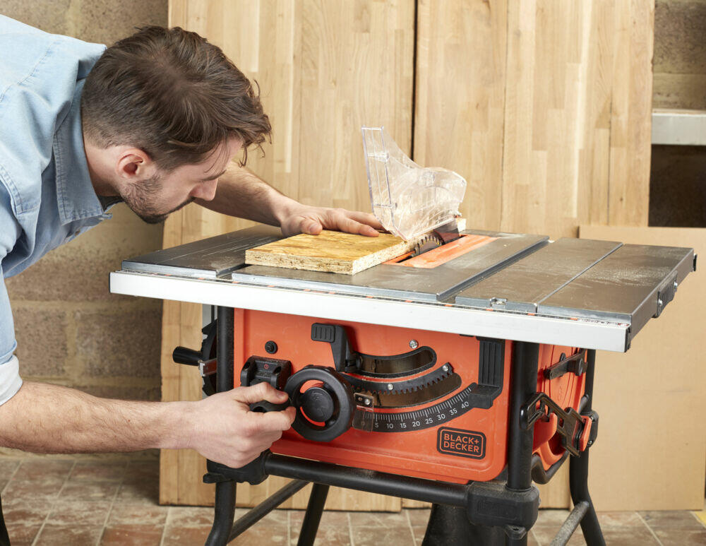 Produkt miniatyrebild BLACK+DECKER BES720-QS elektrisk bordsag